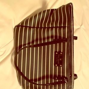Kate spade navy/white stripe purse great condition